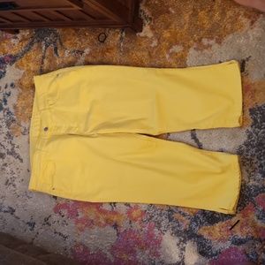 Women's yellow jean capri
